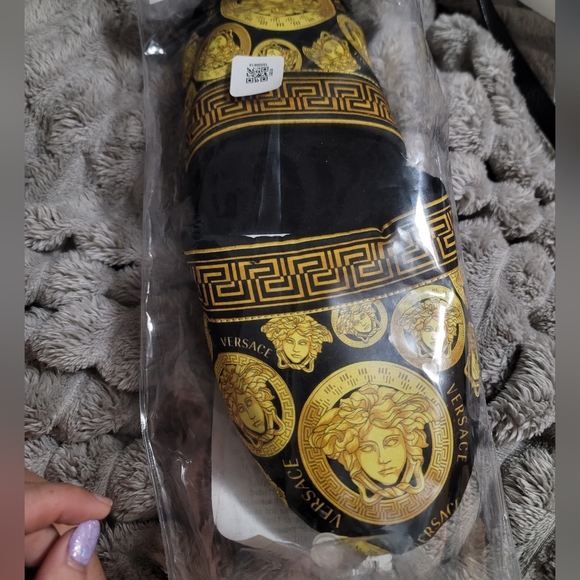 Versace I ♡ BAROQUE SLIPPERS Med NEW - Picture 4 of 4